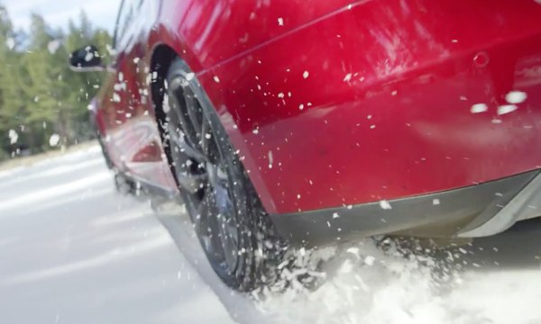 Tesla Model S P85D en condiciones extremas de frío