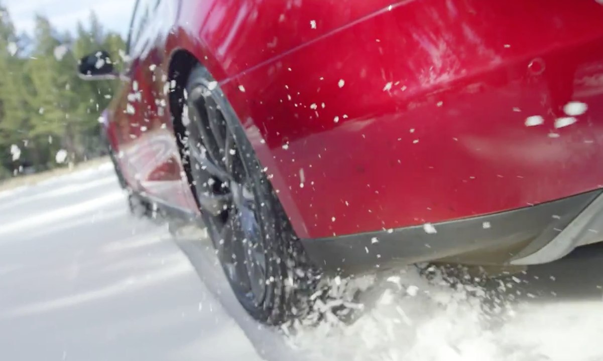 Tesla Model S P85D en condiciones extremas de frío