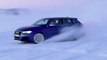 El Audi RS3 desparramando en la nieve