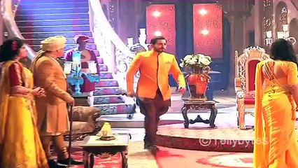 Behind the scenes From the sets of Ek Tha Raja Ek Thi Rani