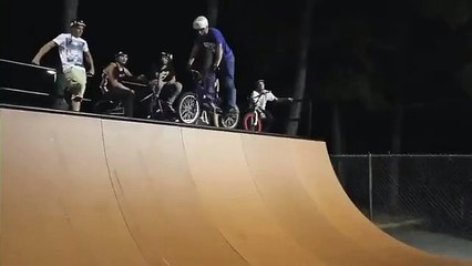 PEOPLE ARE AWESOME AND STUPID NEW (AMAZING VIDEO) 5