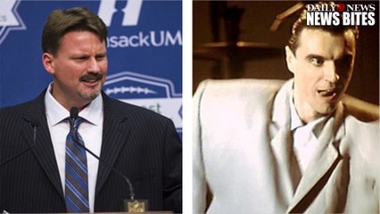 New York Giants Head Coach Ben McAdoo in a Really Bad Suit