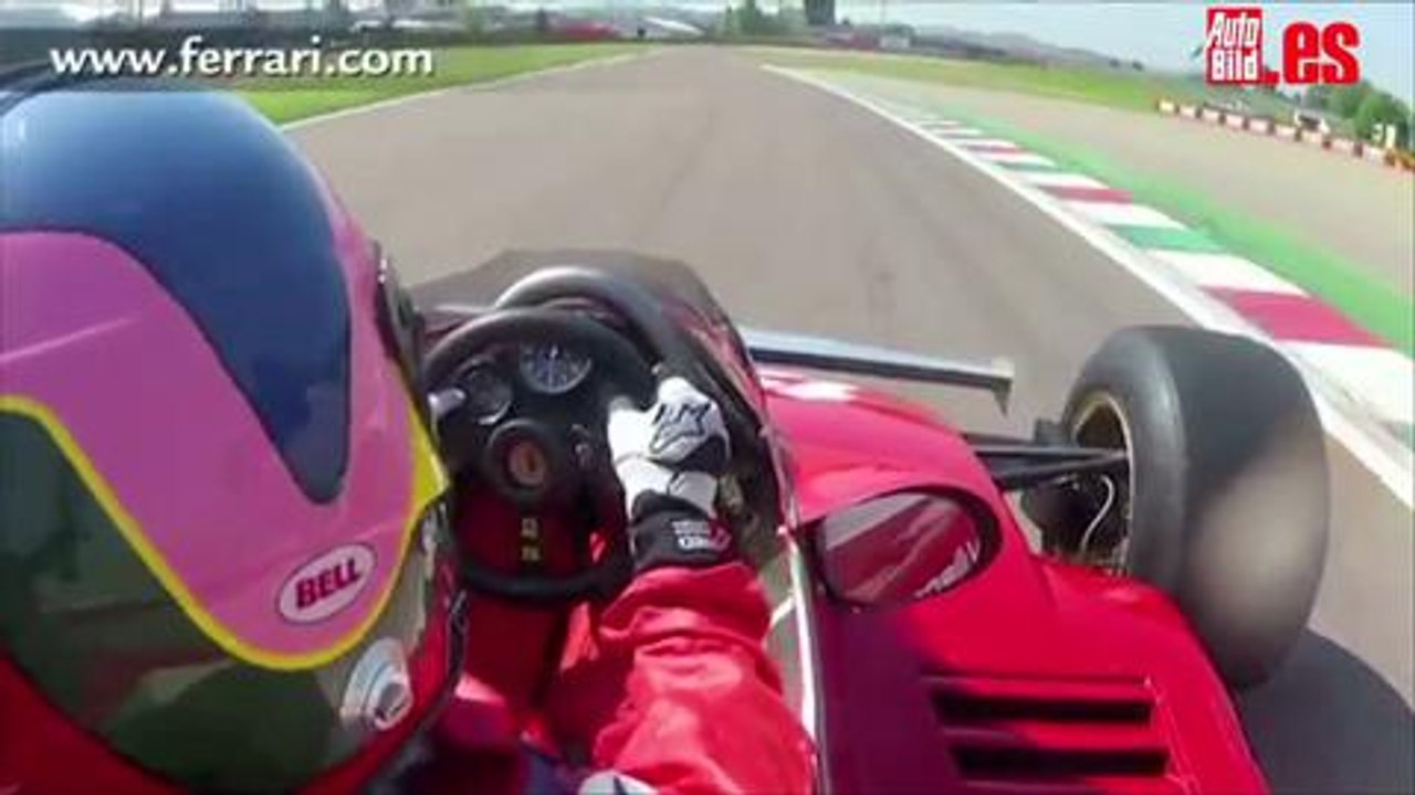 Video: Jacques Villeneuve pilota el F1 de Gille...