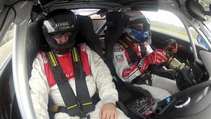 Скачать видео: Vídeo: AUTO BILD con Marc Gené en el Audi R8 LMS