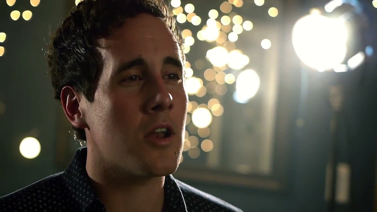 En mixant deux magnifiques chansons ensemble (Thinking Out Loud /I'm Not The Only One) ils ont réussi à faire un mashup