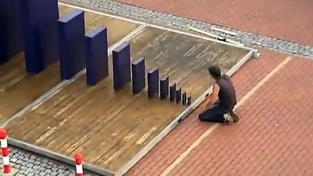 domino devirme rekoru 3,847,295 domino taşı HD VİDEO