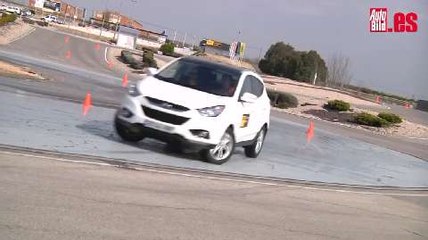 VÍDEO: cómo EVITAR un subviraje con el coche