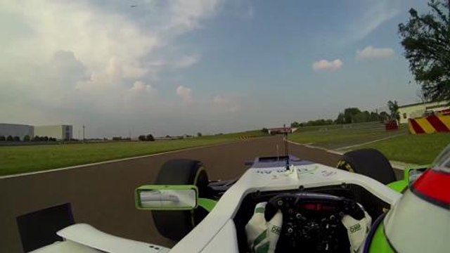 A Formula One Lap with Simona De Silvestro