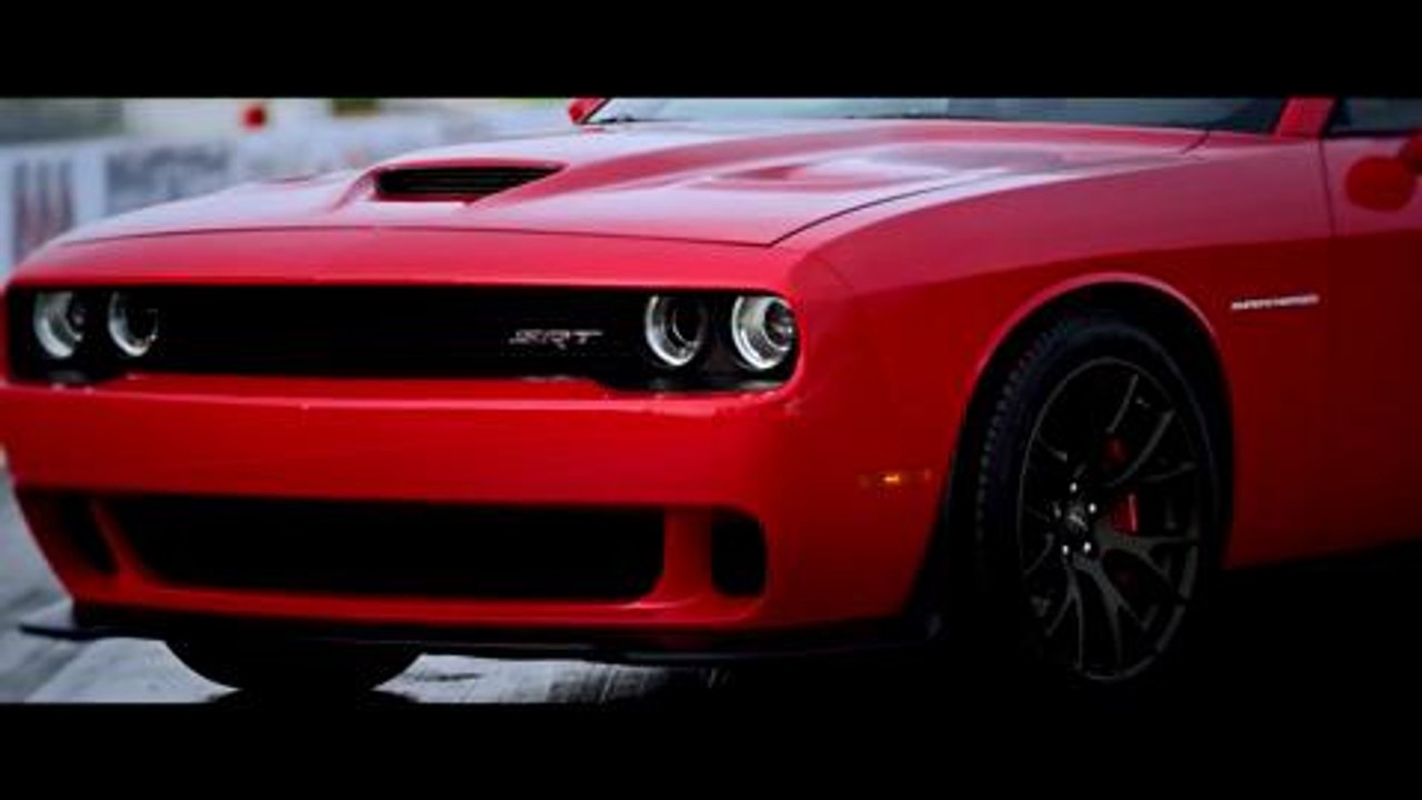 2015 Dodge Challenger SRT Exterior