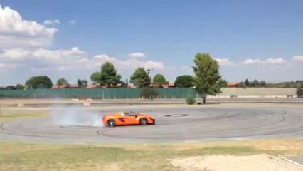 Cristiano Ronaldo y Jenson Button en el Jarama