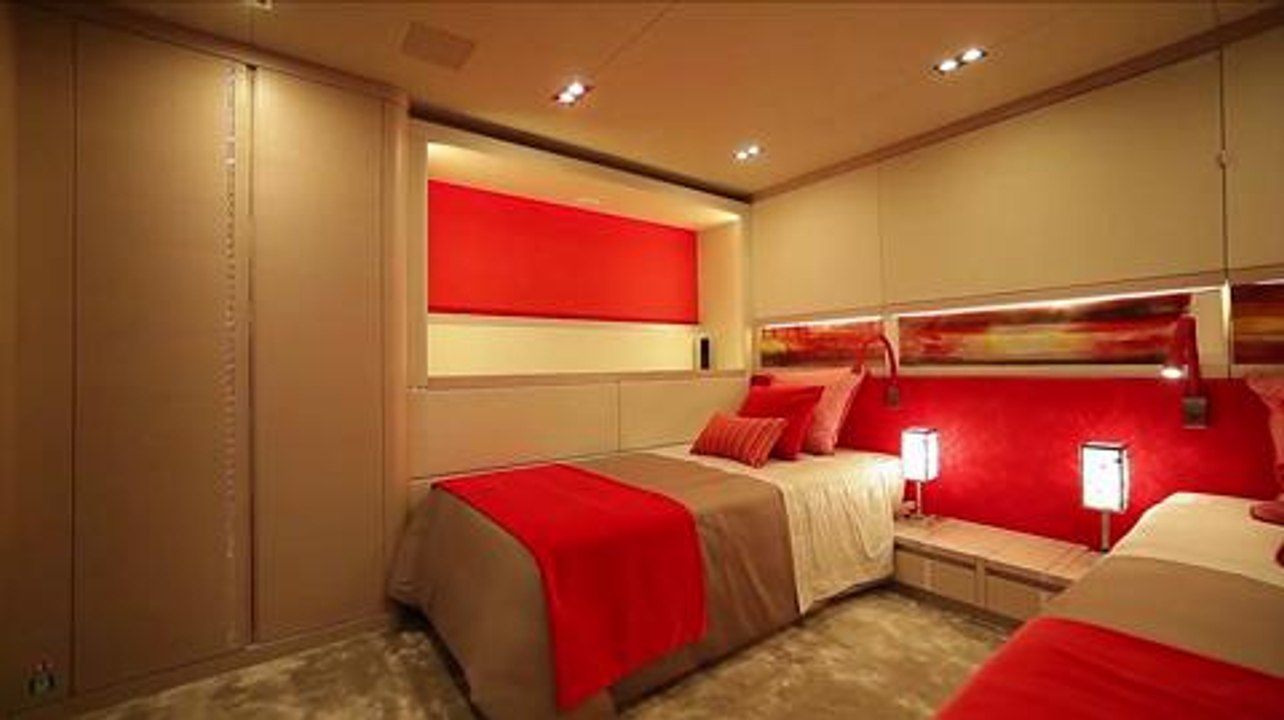 Philmi Yacht - Swarovski