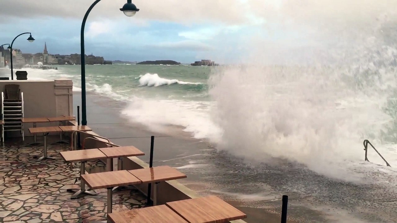 Grande marée à Saint-Malo de Janvier 2016- Kyriad St Malo Plage