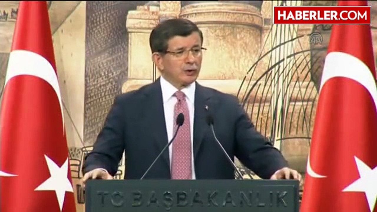 Davutoğlu: "Küresel Kriz Sürecinde Herhangi Bir Finans Kuruluşu İflas Etmeyen Tek Oecd Ülkesi Olduk"