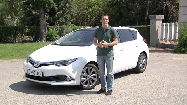 TOYOTA AURIS AUTOBILD