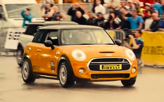 Show de Mini en los BMW Motorrad days 2015