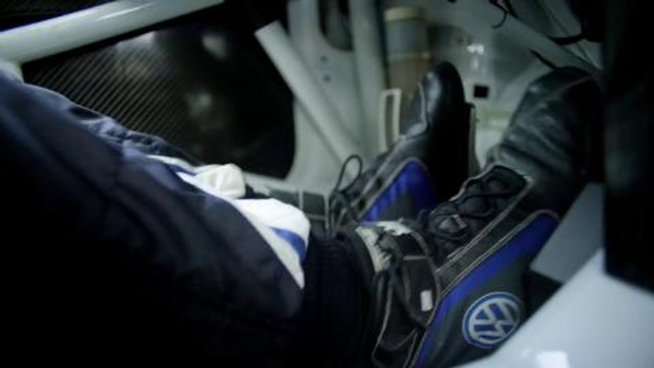 Burning Rubber and Jumping Road Gaps w Svindal and Mikkelsen