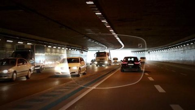 Conducción con DriveSafe: Salida de túnel