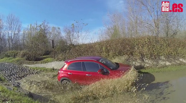 Fiat 500X se mete en el barro
