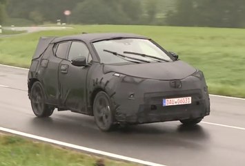 Toyota C-HR (2016)