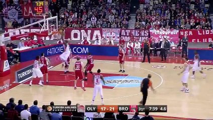 Highlights_ Olympiacos Piraeus-Brose Baskets Bamberg