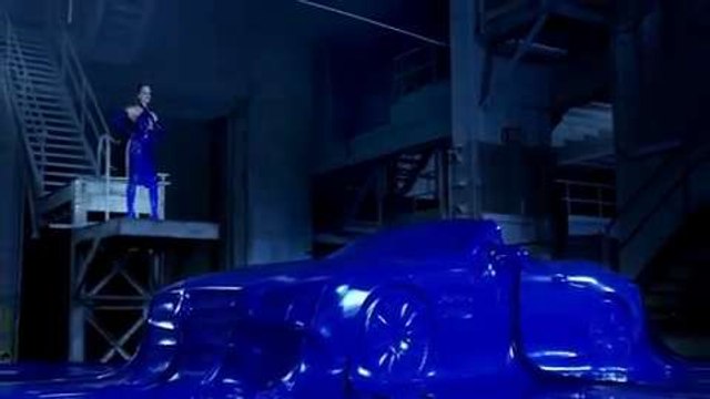 Nuevo Mercedes SL cubierto de látex