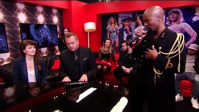 Jennie Lena en Ivan Peroti - David Bowie medley - THE VOICE OF HOLLAND (720p Full HD)