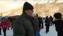 Savoie : vingt sculpteurs sur glace présentent leurs œuvres à Valloire