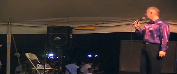 Chris Drummond sings 'Three Corn Patches' Elvis week 2006