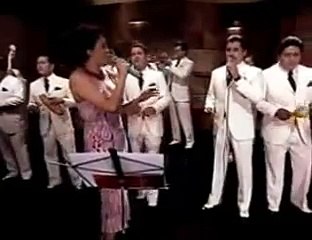 Eugenia León & Sonora Santanera ESTOY PENSANDO EN TI