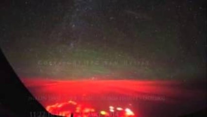 PILOTO Y PASAJEROS GRABAN UNA BASE EXTRATERRESTRE EN MEDIO DEL OCÉANO // RazaDesconocida