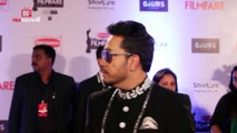 Mika Singh at Filmfare Awards 2016 | Red Carpet | ViralBollywood