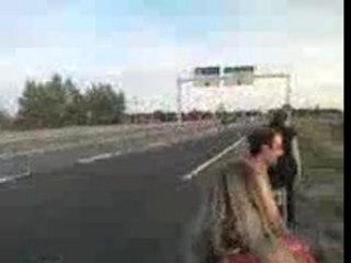 205 gti vs moto