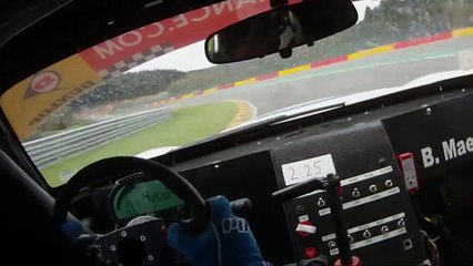 GT2 Gallardo Racing Porsche on Castrol Raceway Go Pro Hero