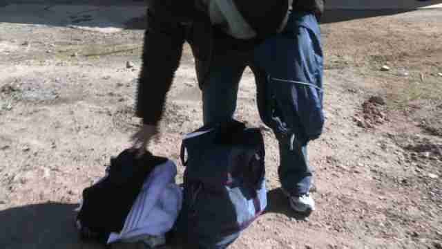 Abogados del Chapo intentan llevar al narcotraficante ropa de invierno