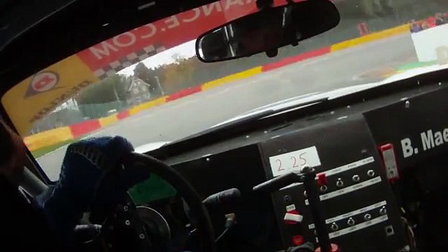 Lamborghini Gallardo Racing Porsche on Montreal F1 Track HD Video