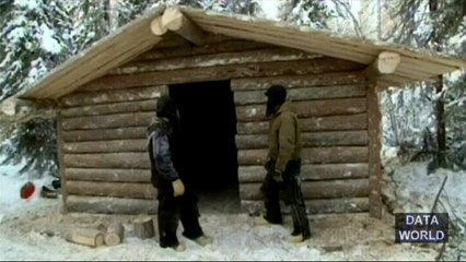 Marty and Andy Build a Basic Cabin in the Snow (DATA WORLD)