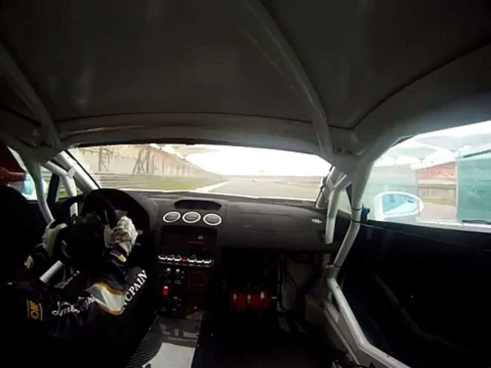 Porsche GT3RS onboard footage at Castrol Raceway High Definition