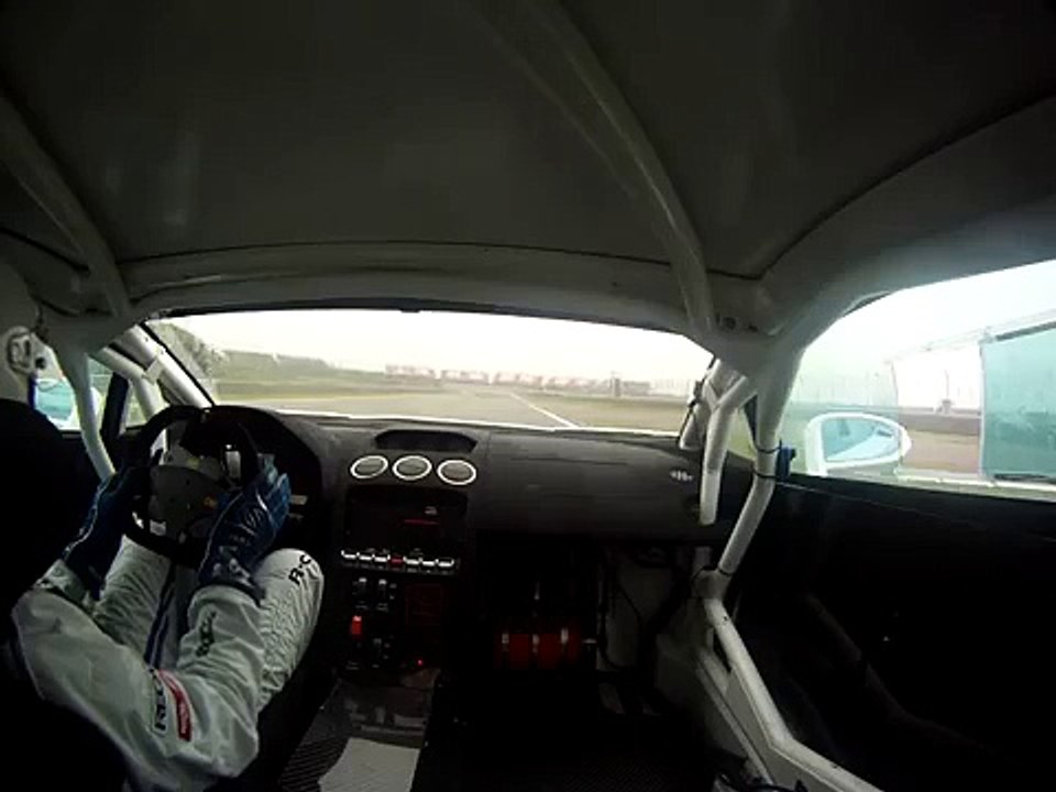 Viper SRT10 GT2 sliding Laguna Seca HD Video