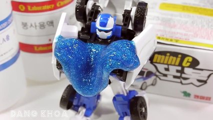 Siêu nhân Robot biến hình bị mắc kẹt trong chất nhờn ma quái