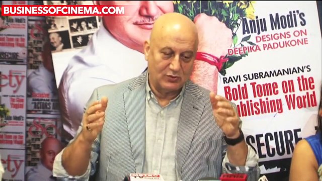 Anupam Kher Opens Up About Aamir Khan And Shah Rukh Khan's Intolerance Remarks!