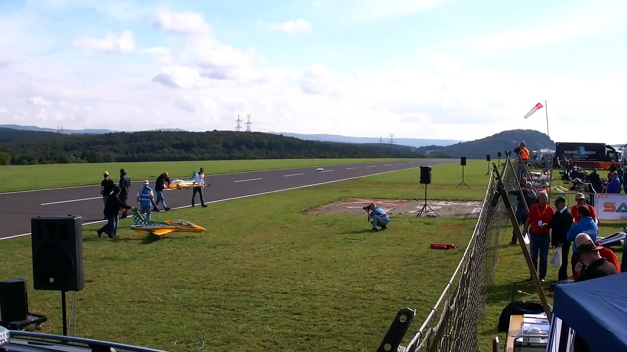 F 104 G STARFIGHTER RC JET CRASH !!! RC SCALE MODEL EDF JET VERY HARD LANDING / Jetpower M