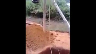 An easiest way to remove Mud from Digging Well