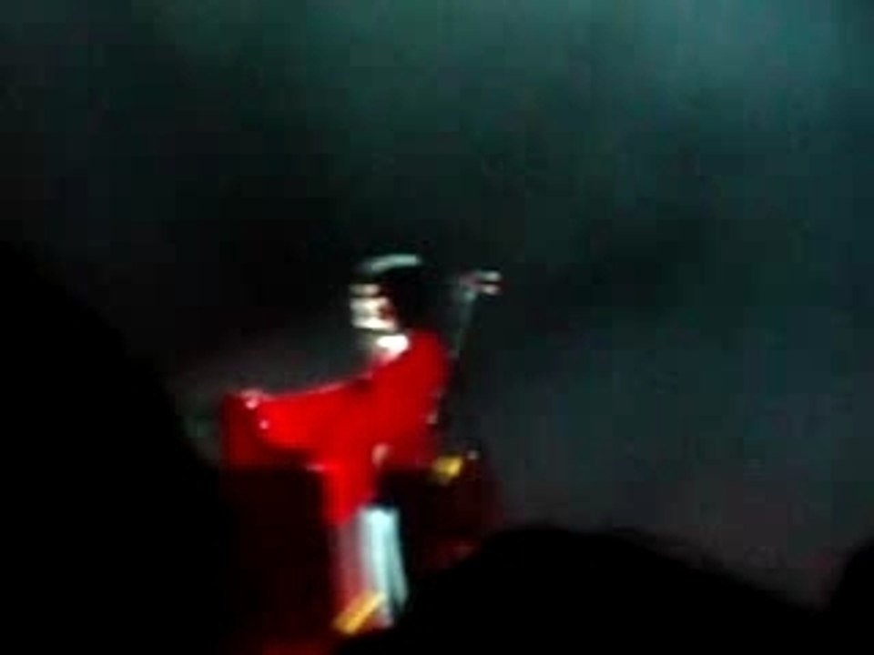 "Tu es a l'ouest" Pravda Bercy 19 mai