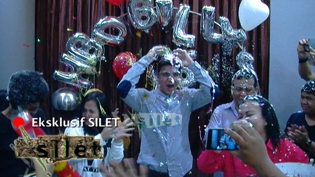 Kemeriahan Kejutan Ultah Billy ke-25 - Silet 16 Januari 2016