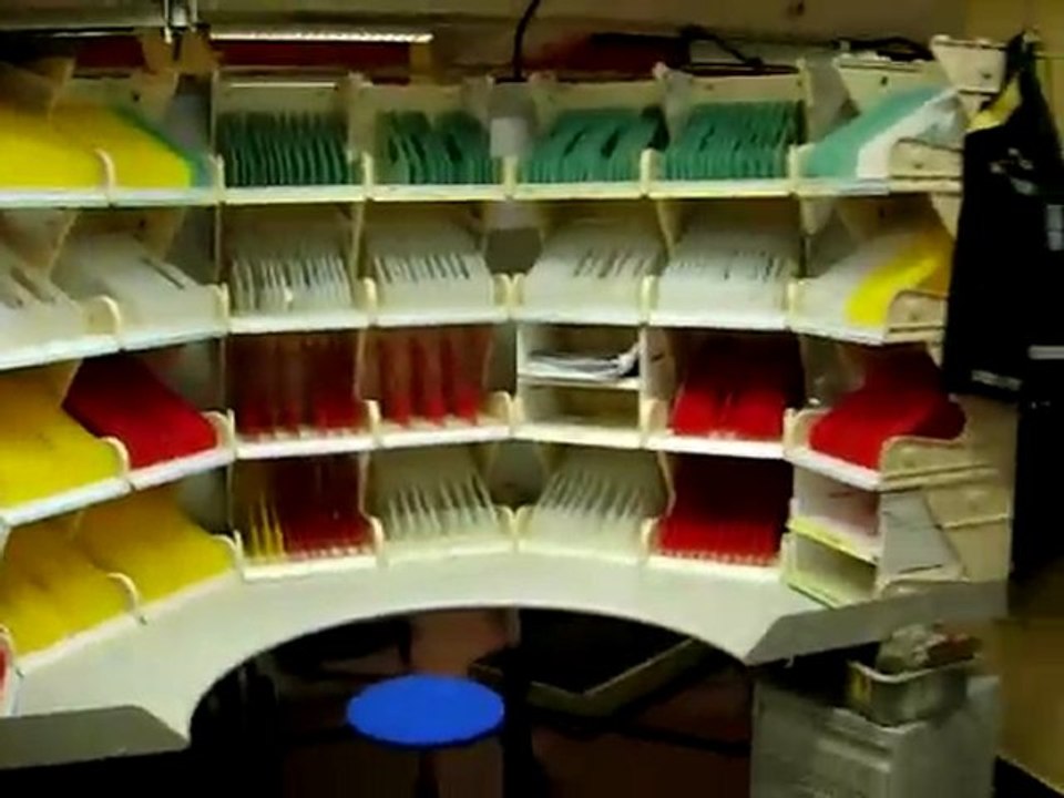 Nouveaux casiers de facteurs ! maudits CHM !