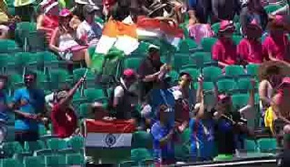 Video herunterladen: Mohammad Shami 5 wickets vs Australia 2015