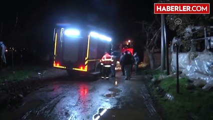 Yardıma Giden İtfaiye de Çamura Saplandı