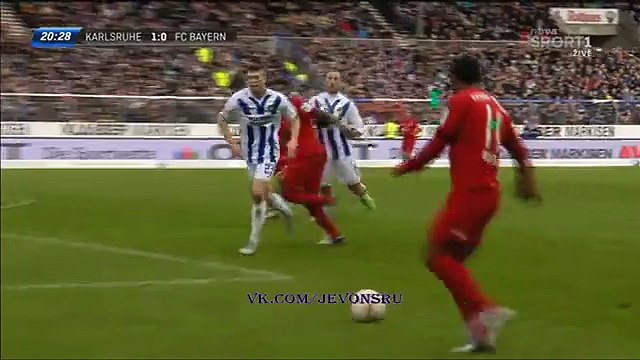 Arturo Vidal GOAL | Karlsruher 1 - 1 Bayern Munich