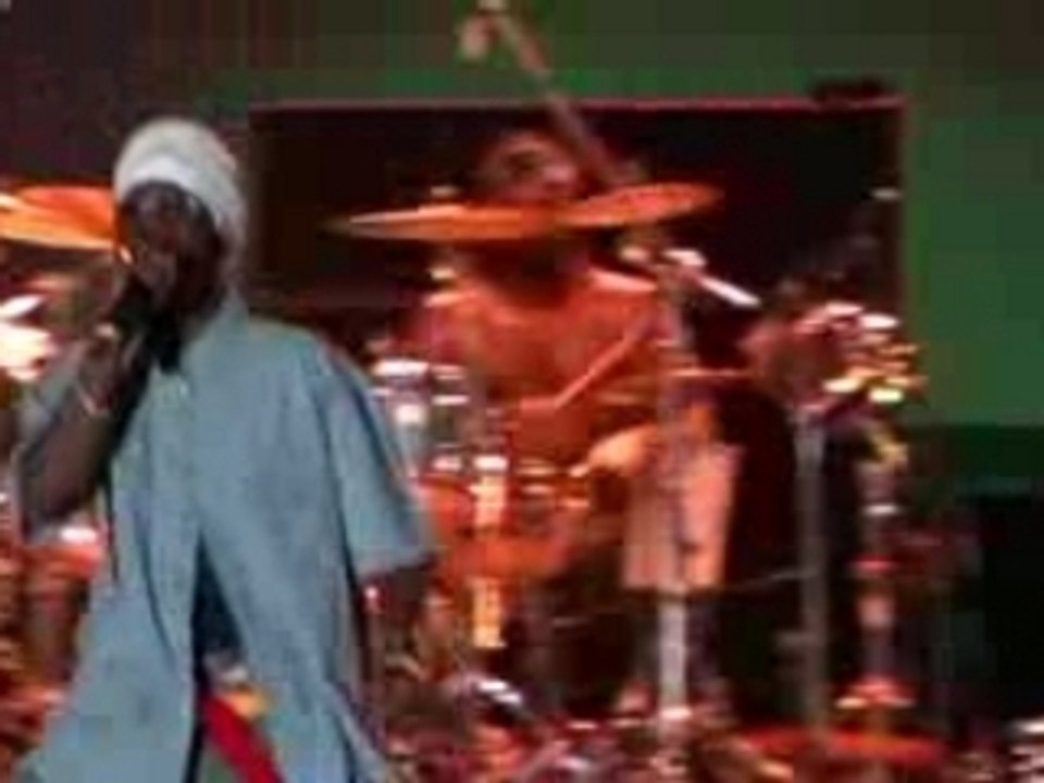 Sizzla - Holding Firm - live