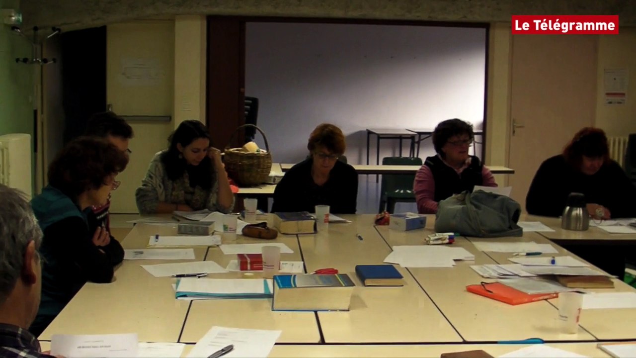 Quimperlé. Taol Kurun. Le breton en chantant